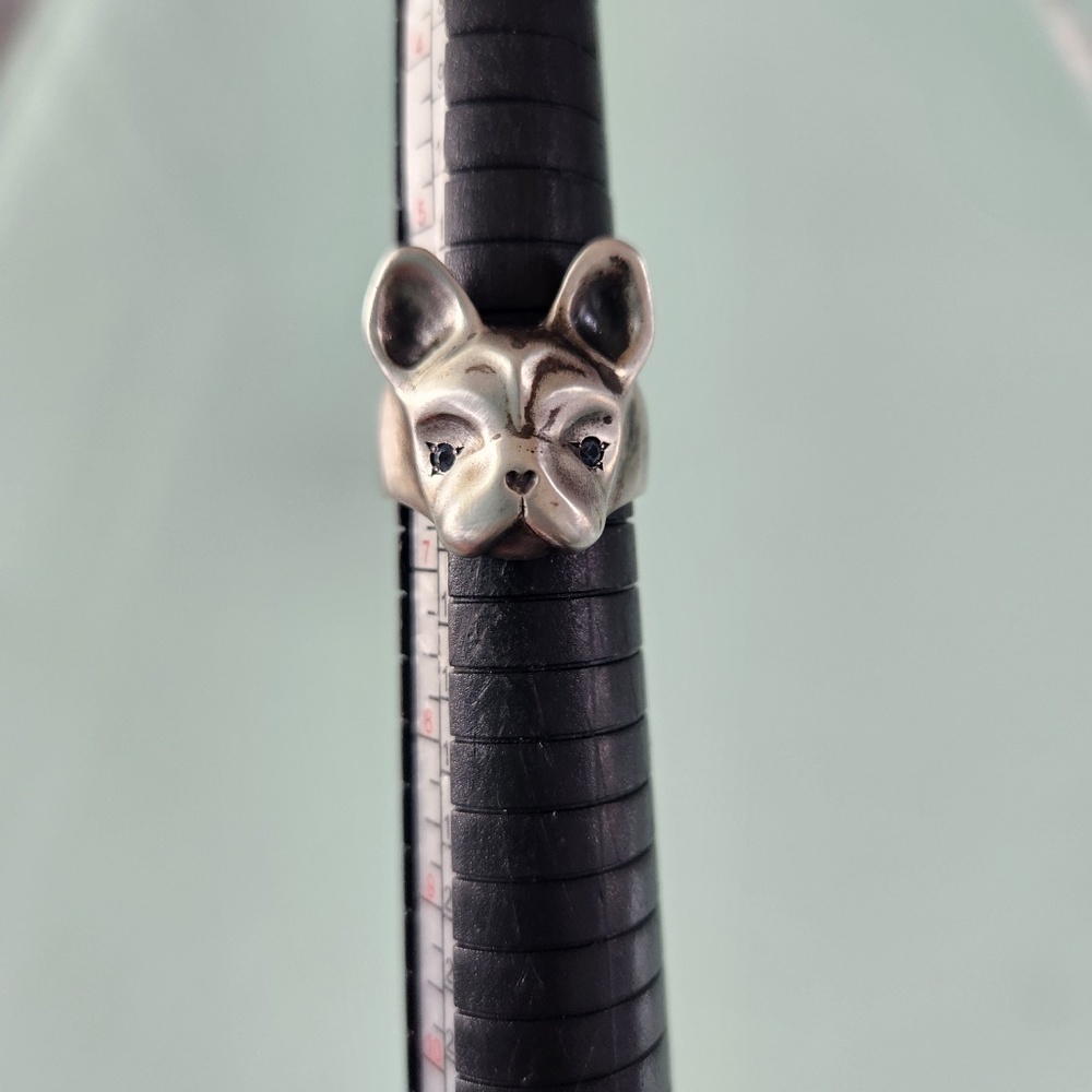 Elina Gleizer Silver Frenchie Ring, Sapphir Eyes, oxydized silver, 6, preloved - Picture 3 of 7
